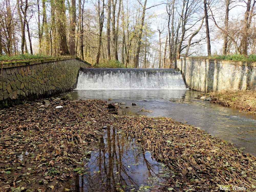 rkm. 7,6 Jez před Řestoky