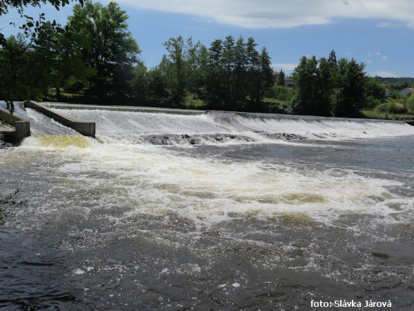 Jez nad Langeacem Jez nad Langeacem