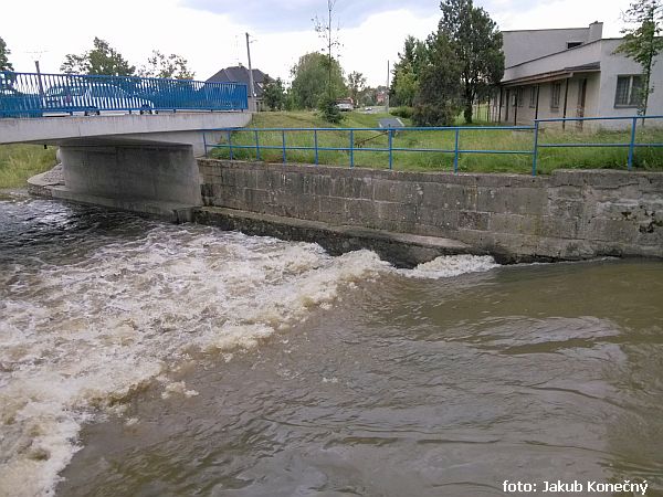 rkm. 21,3 Rybníky - 80 cm na vodočtu