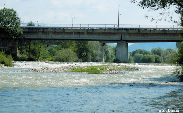 rkm. 277,8 Stupeň za dvěma mosty u Sučan