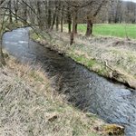Nad silničním mostem u Mokrosuk za 34cm (1,3 m3/s)